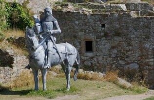 (英格兰骑士图片)英格兰骑士团：历史悠久的传统荣耀，代代相传的英雄精神。